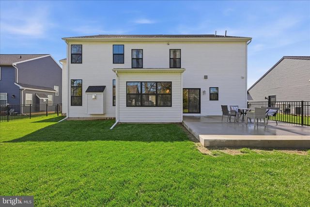 203 WRIGHT DR, Mechanicsburg, PA 17055