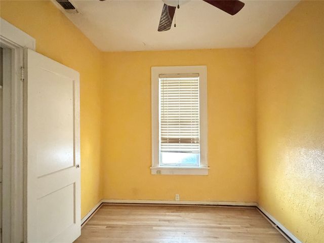 6147 Richmond Avenue, Dallas, TX 75214