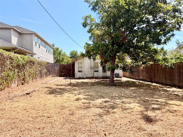 6147 Richmond Avenue, Dallas, TX 75214