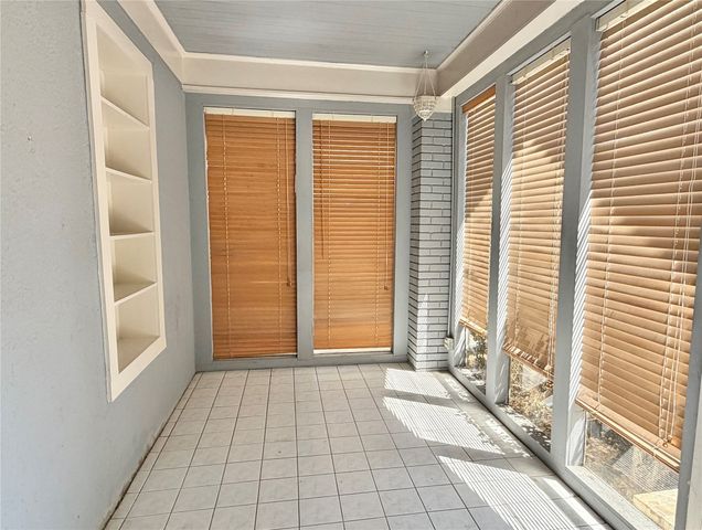 6147 Richmond Avenue, Dallas, TX 75214