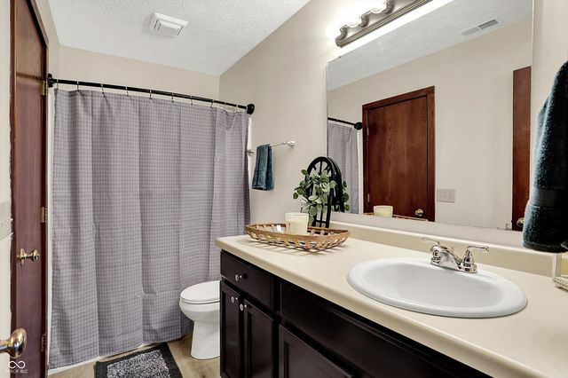 9605 Cedar Cove Lane, Indianapolis, IN 46250