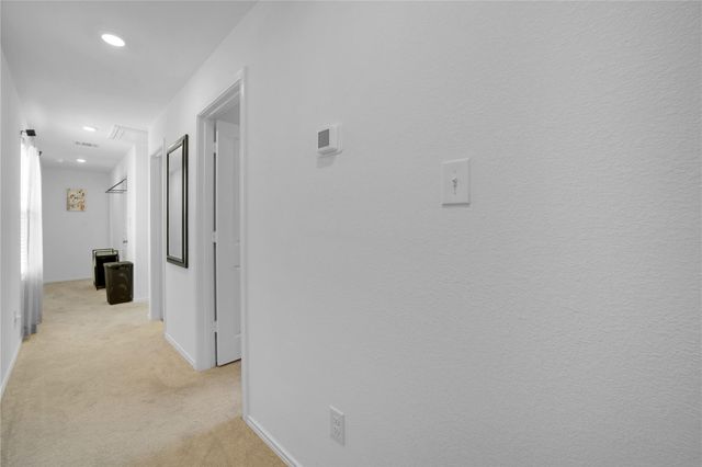 36 Trinity CIR, Lockhart, TX 78644