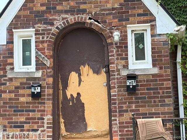 5081 Somerset Avenue, Detroit, MI 48224
