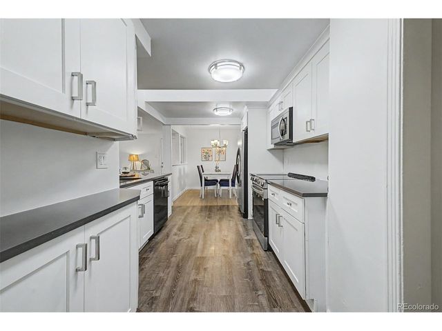 3076 S Holly Pl, Denver, CO 80222