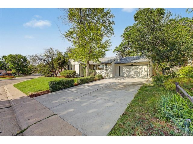 3076 S Holly Pl, Denver, CO 80222
