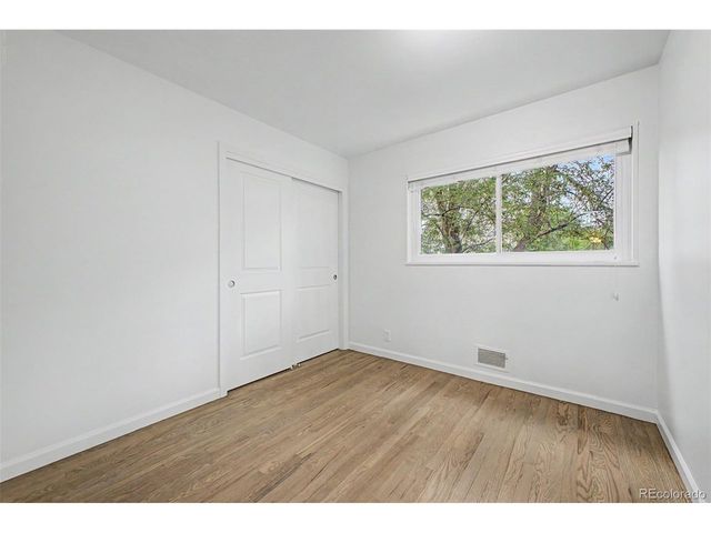 3076 S Holly Pl, Denver, CO 80222
