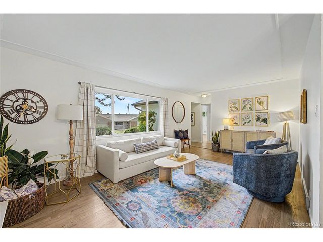 3076 S Holly Pl, Denver, CO 80222