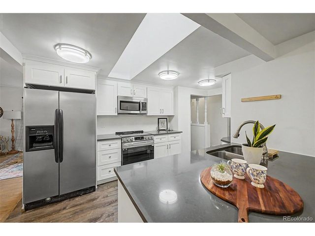 3076 S Holly Pl, Denver, CO 80222