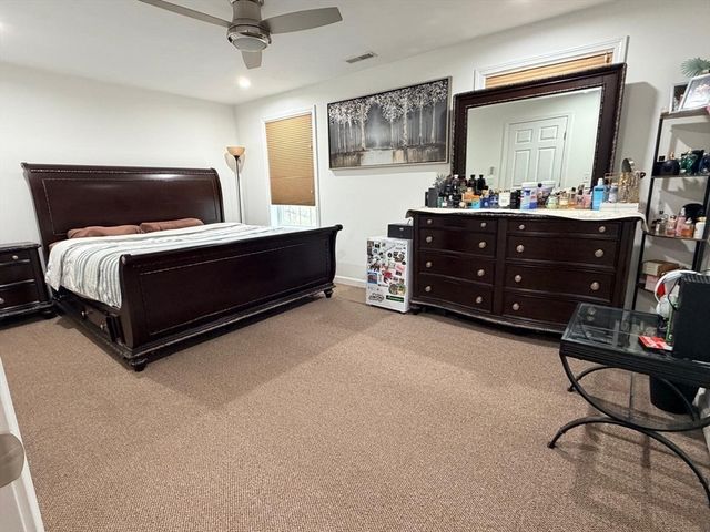 6 Buttercup Ln 27, Littleton, MA 01460