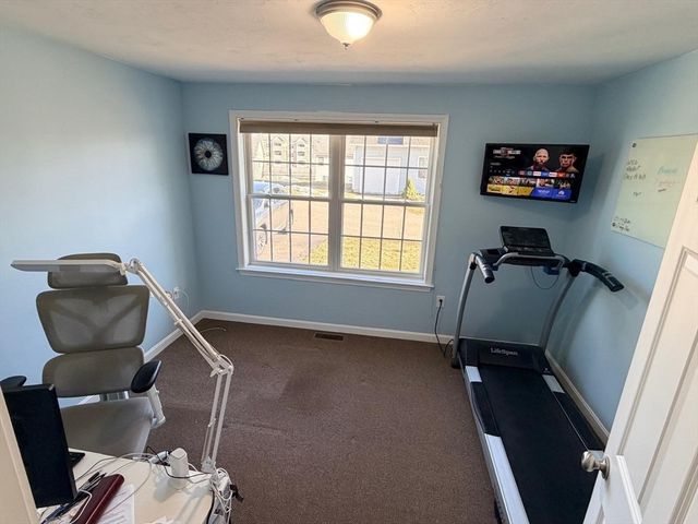 6 Buttercup Ln 27, Littleton, MA 01460