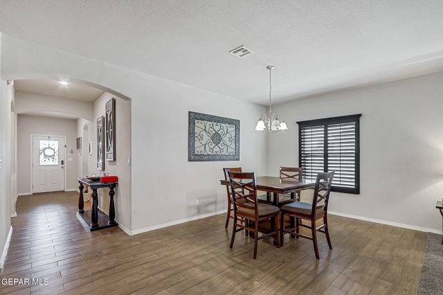 14645 Rockbridge Avenue, El Paso, TX 79938