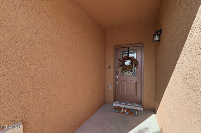 14645 Rockbridge Avenue, El Paso, TX 79938