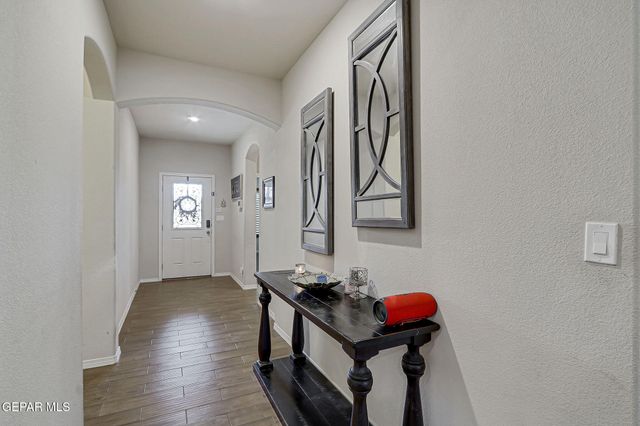 14645 Rockbridge Avenue, El Paso, TX 79938