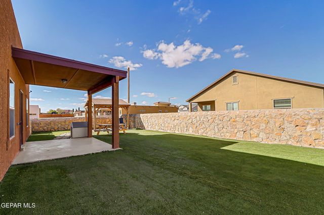 14645 Rockbridge Avenue, El Paso, TX 79938