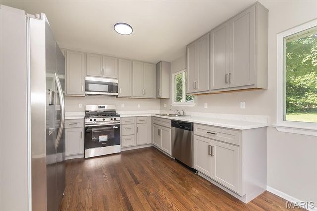 3469 Apple Tree Lane, Bridgeton, MO 63044