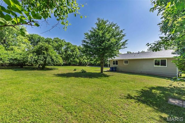 3469 Apple Tree Lane, Bridgeton, MO 63044
