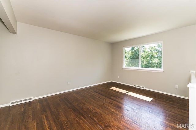 3469 Apple Tree Lane, Bridgeton, MO 63044