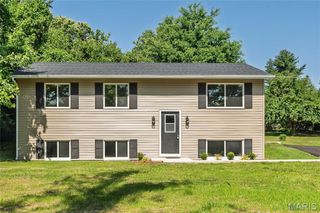 3469 Apple Tree Lane, Bridgeton, MO 63044