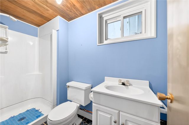 170 Crawford Lane, Rostraver, PA 15012