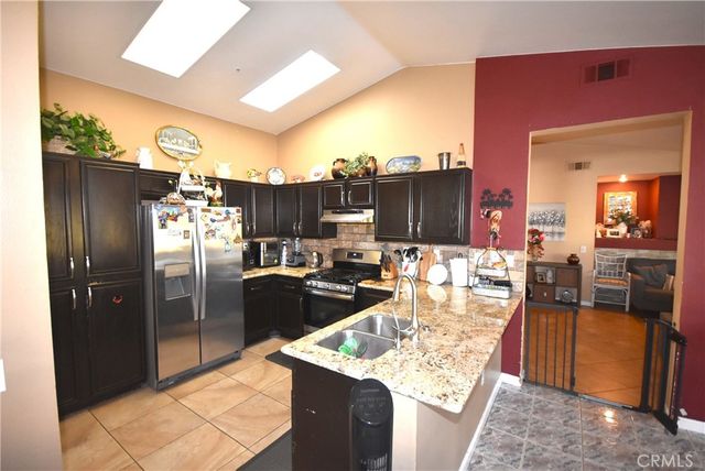 1480 Stratus Street, San Jacinto, CA 92582