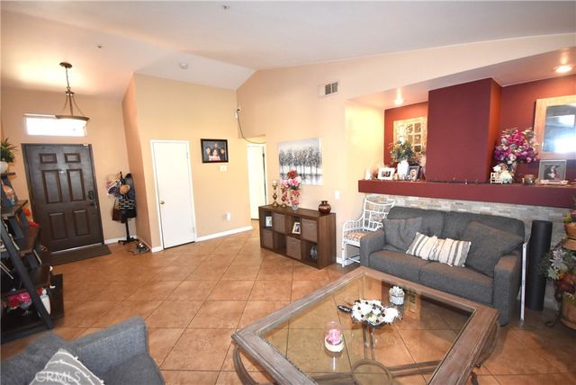 1480 Stratus Street, San Jacinto, CA 92582