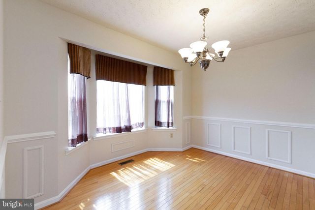 6 ARGYLE HILLS DR, Fredericksburg, VA 22405