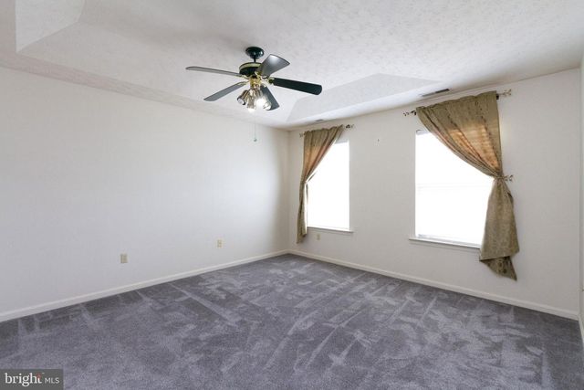 6 ARGYLE HILLS DR, Fredericksburg, VA 22405