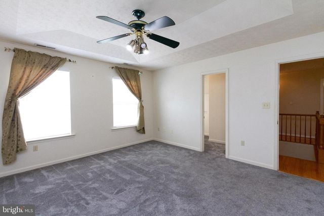 6 ARGYLE HILLS DR, Fredericksburg, VA 22405