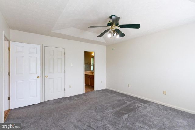 6 ARGYLE HILLS DR, Fredericksburg, VA 22405