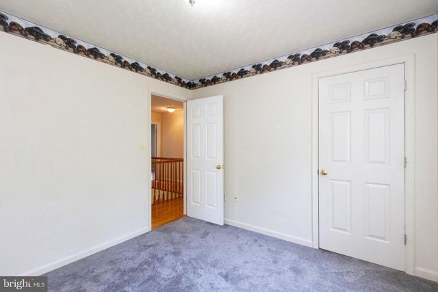 6 ARGYLE HILLS DR, Fredericksburg, VA 22405