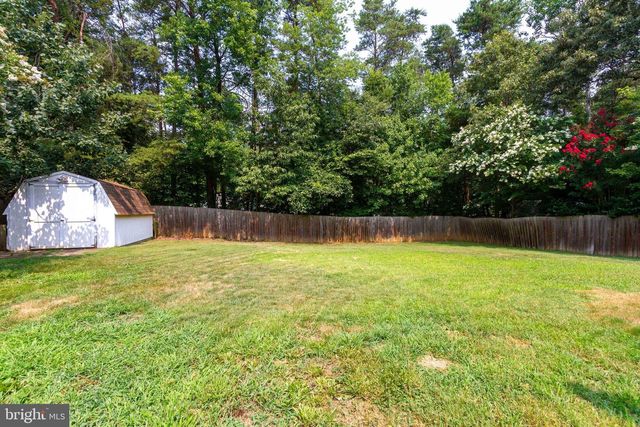 6 ARGYLE HILLS DR, Fredericksburg, VA 22405