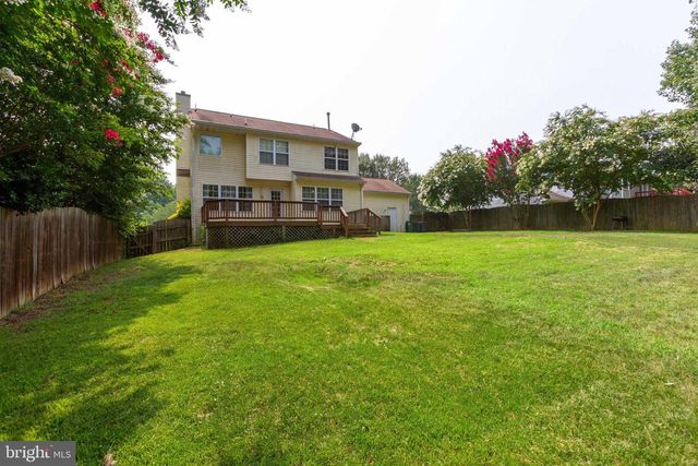 6 ARGYLE HILLS DR, Fredericksburg, VA 22405