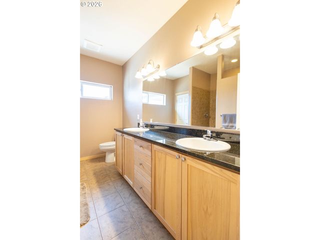 10503 I Ave, Island City, OR 97850