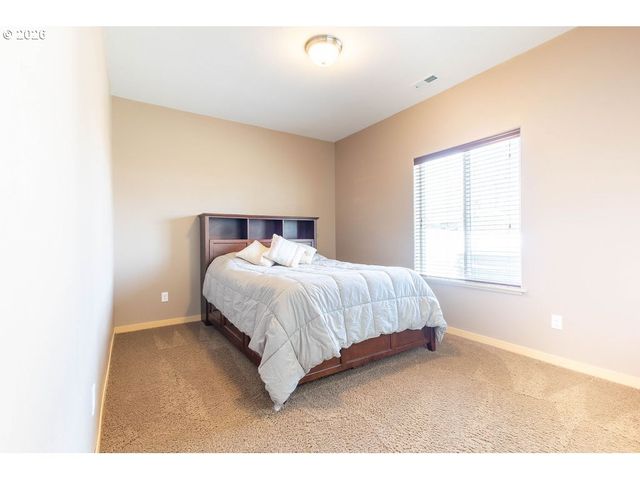 10503 I Ave, Island City, OR 97850