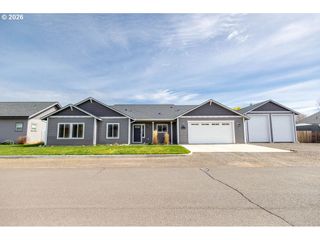 10503 I Ave, Island City, OR 97850