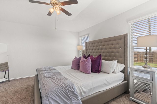 609 Ibis Falls LOOP, Jarrell, TX 76537