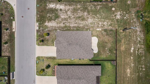 609 Ibis Falls LOOP, Jarrell, TX 76537