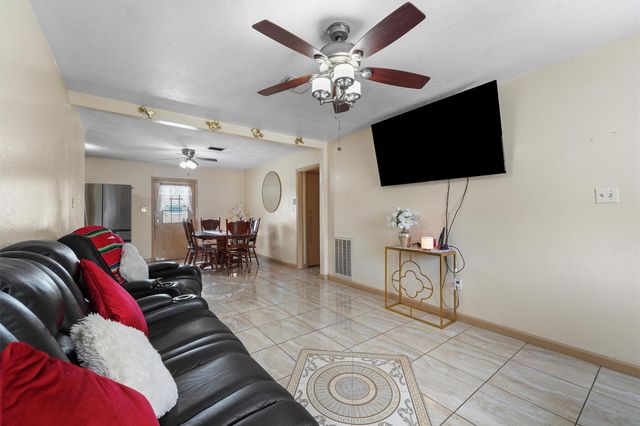 730 Stonyridge Street, Channelview, TX 77530