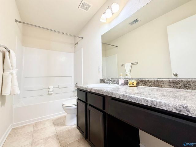 222 Laramie Circle NW, Madison, AL 35757