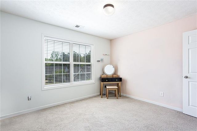208 Overlook Point, Dallas, GA 30157