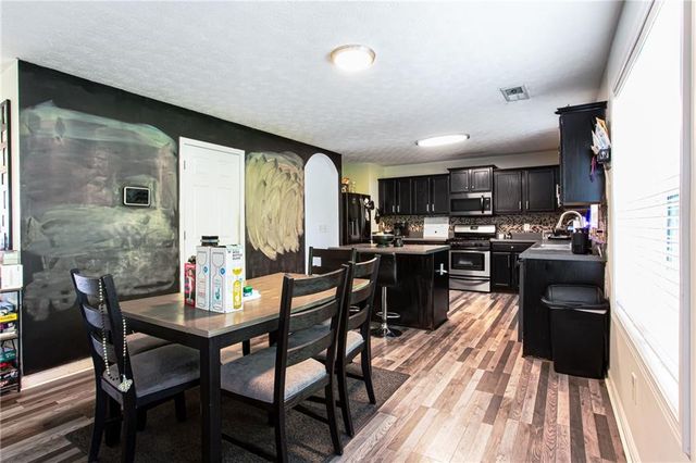 208 Overlook Point, Dallas, GA 30157
