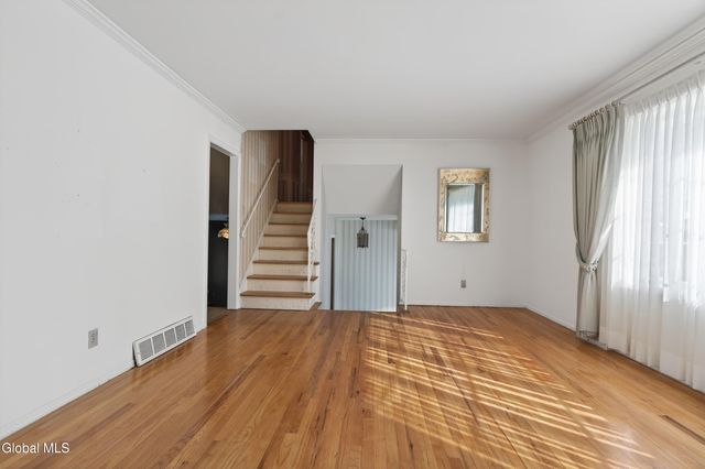 56 Bayberry Road, Rotterdam, NY 12306