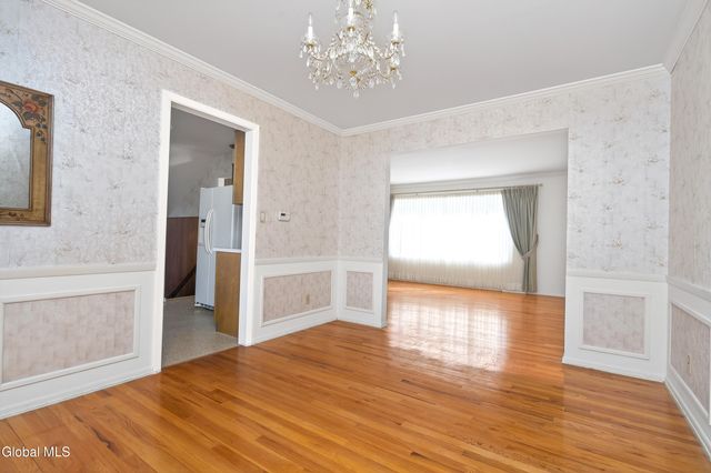 56 Bayberry Road, Rotterdam, NY 12306