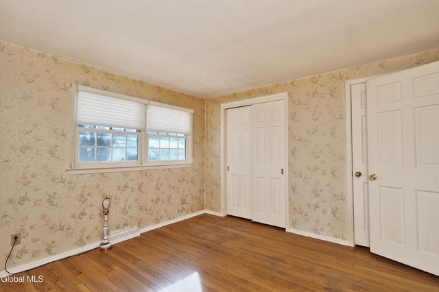 56 Bayberry Road, Rotterdam, NY 12306