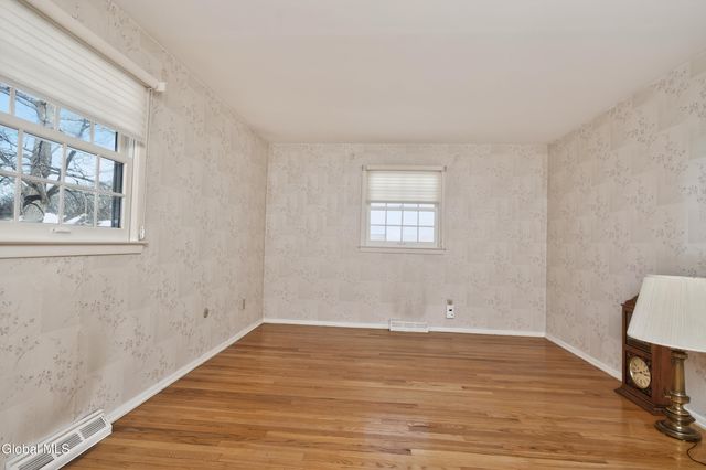 56 Bayberry Road, Rotterdam, NY 12306