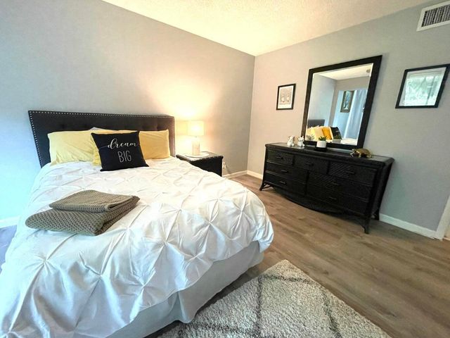 1714 Consulate Place 101, West Palm Beach, FL 33401