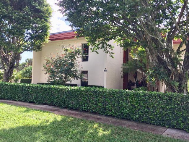 1714 Consulate Place 101, West Palm Beach, FL 33401