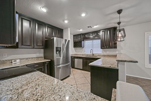 9208 W DEANNA Drive, Peoria, AZ 85382