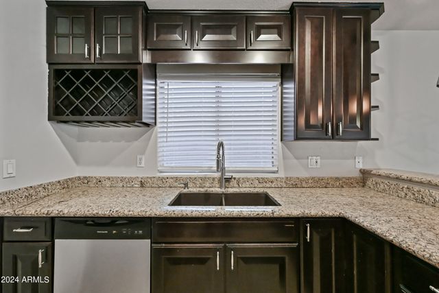 9208 W DEANNA Drive, Peoria, AZ 85382