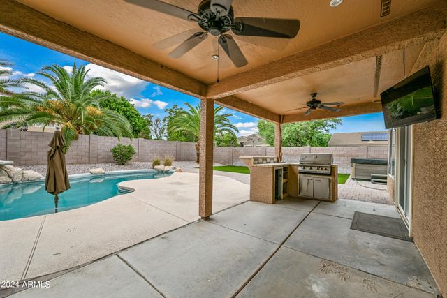 9208 W DEANNA Drive, Peoria, AZ 85382